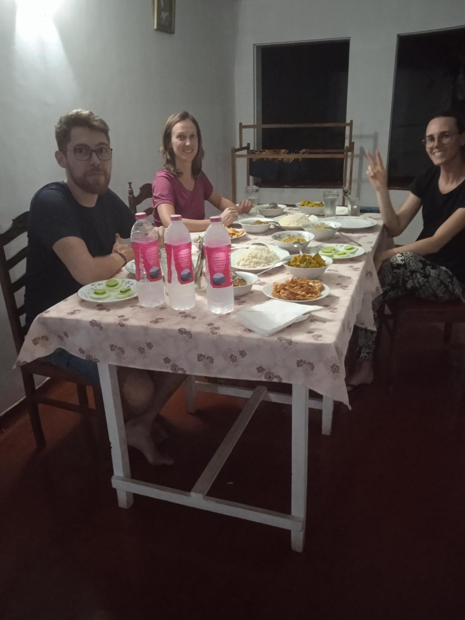 Sanaya Homestay แทนกาลเล ภายนอก รูปภาพ